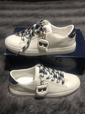 Karl Lagerfeld Paris Capree White Black Lace Up Logo Charm Sneakers Women sz 11
